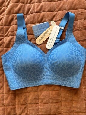 Seamless Light Blue Leopard Print Comfort Bra